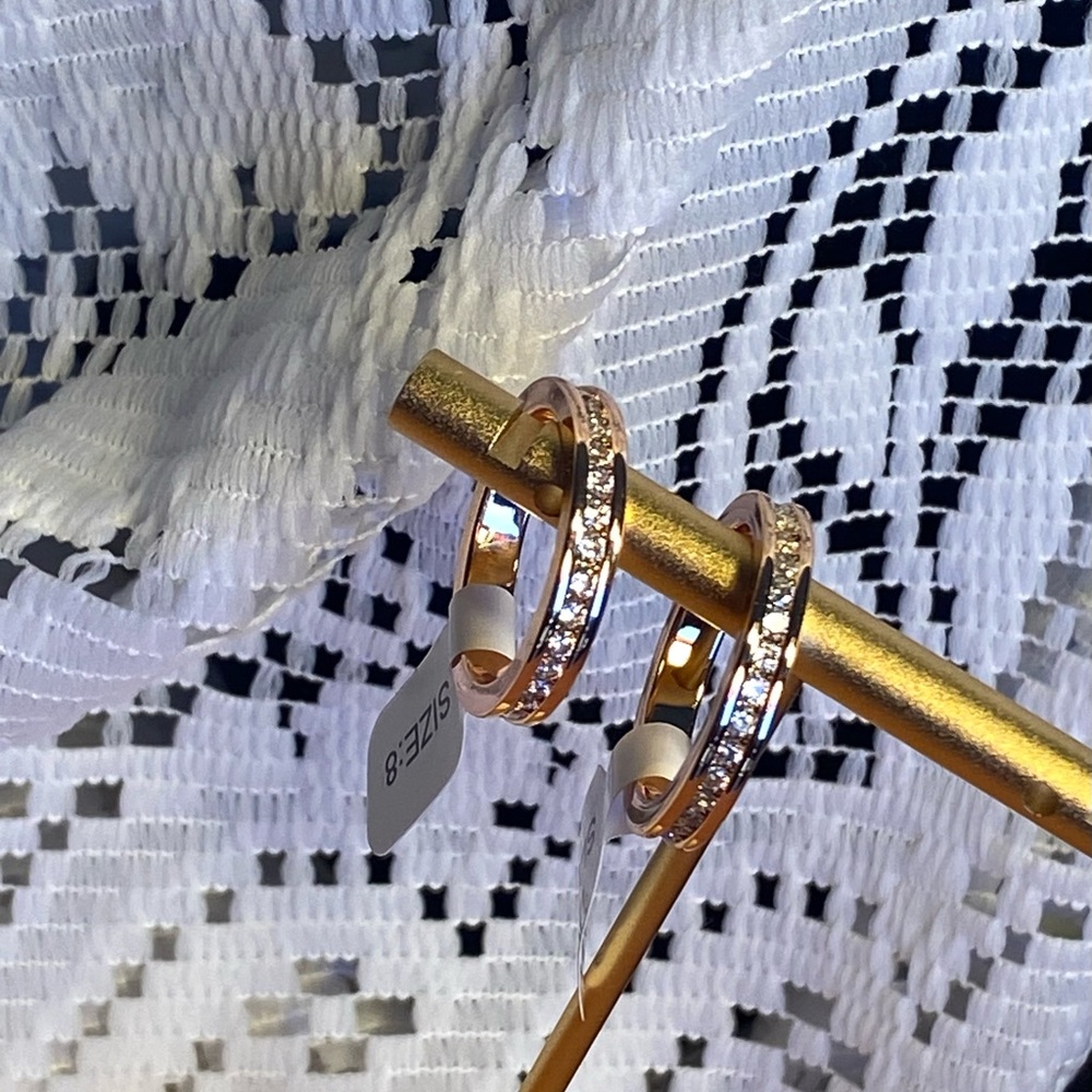 NWT ROSE GOLD WITH ETERNITY CLASSIQUE RING WITH STONES Size 8 or 9 - Picture 3 of 7